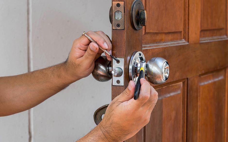 tarif serrurier remplacement serrure Montrouge